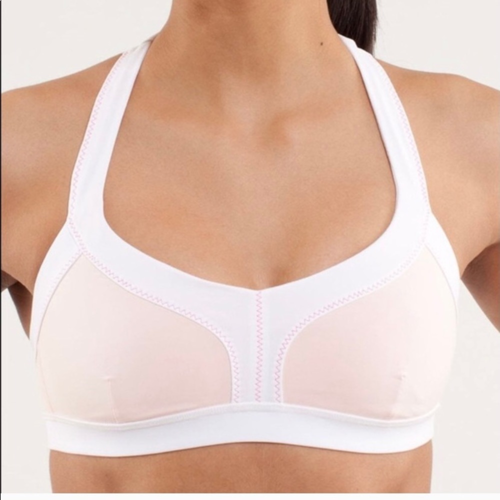 Lululemon sports bra size 4